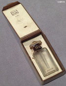 photo of B perfume by Lucien Lelong